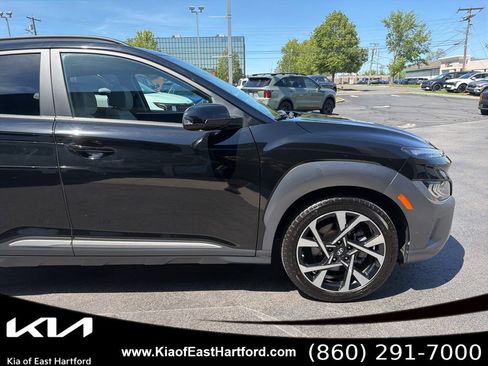 Used 2023 Hyundai Kona Limited AWD/4WD image 6