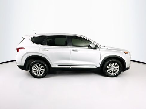 Used 2019 Hyundai Santa Fe SE FWD image 10