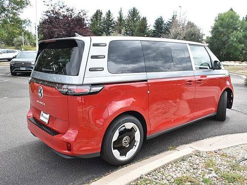 New 2025 Volkswagen ID. Buzz Pro S image 6