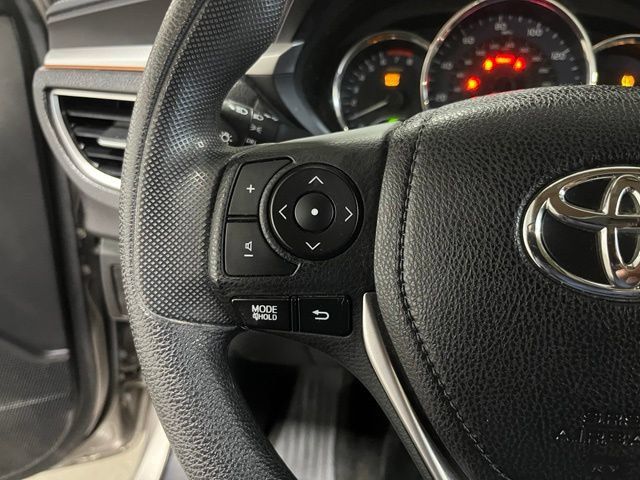 Used 2015 Toyota Corolla LE FWD image 26
