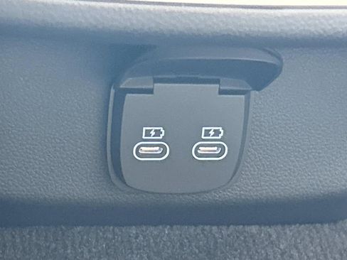 New 2026 Genesis GV70 2.5T Advanced image 23