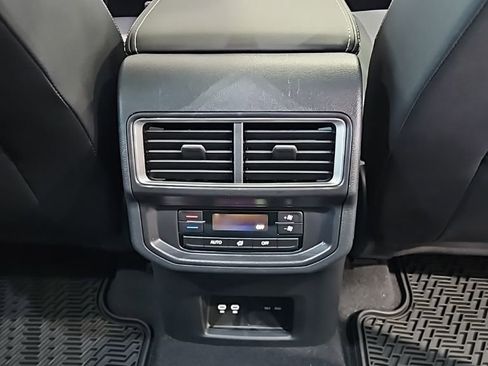 New 2026 Volkswagen Atlas SE AWD/4WD image 18