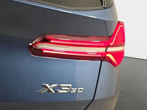 Used 2025 BMW X3 xDrive30i w/ Convenience Package image 36