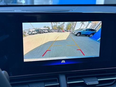 New 2026 Chevrolet Trax LT FWD image 18