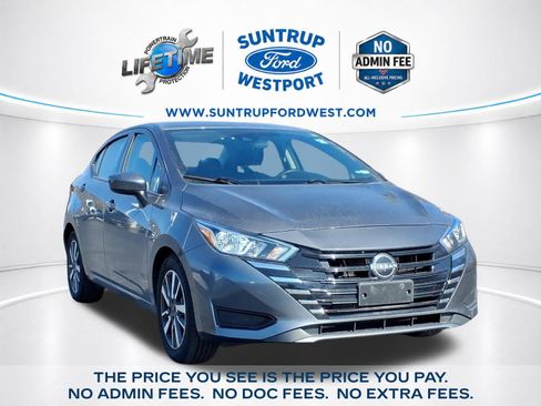 Used 2023 Nissan Versa SV FWD image 1
