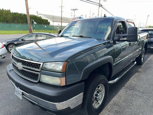 Used 2007 Chevrolet Silverado 2500 LT w/ Heavy-Duty Power Package AWD/4WD image 5