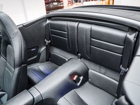 Certified 2022 Porsche 911 Carrera RWD image 21