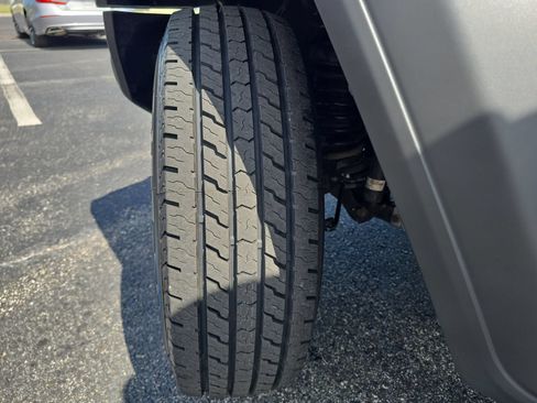 Used 2018 Jeep Wrangler Unlimited Sport S AWD/4WD image 29