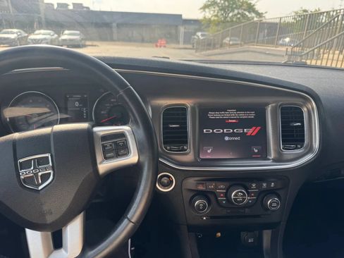 Used 2013 Dodge Charger SXT Plus AWD/4WD image 9