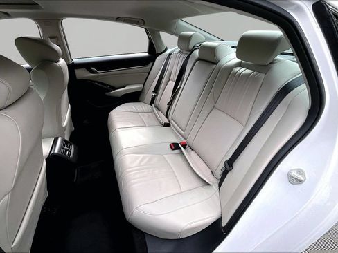 Used 2018 Honda Accord EX-L image 18
