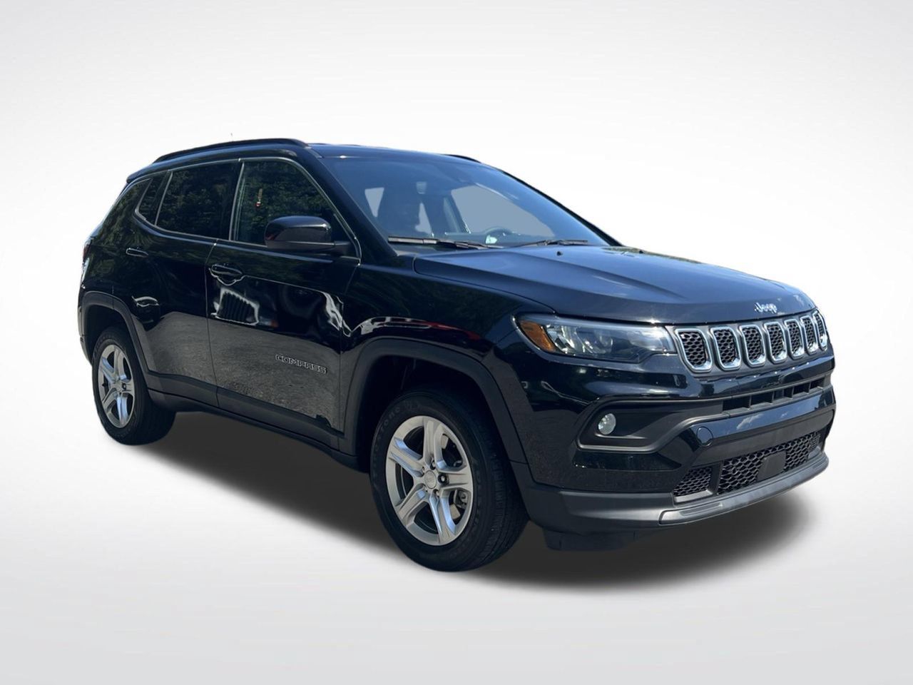Used 2023 Jeep Compass Latitude AWD/4WD image 7
