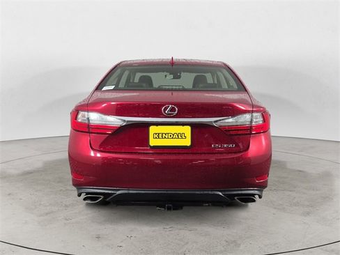 Used 2016 Lexus ES 350 image 4