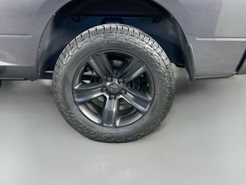 Used 2018 RAM 1500 Sport w/ Quick Order Package 26Q Night AWD/4WD image 33