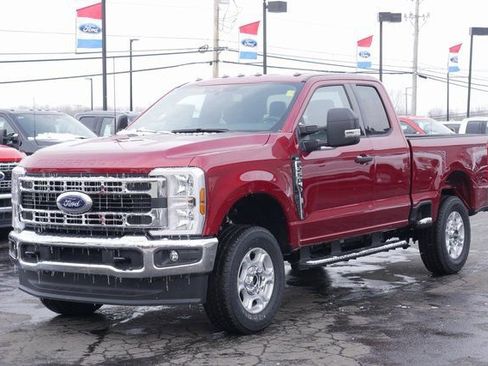 New 2026 Ford F250 XLT w/ FX4 Off-Road Package AWD/4WD image 6