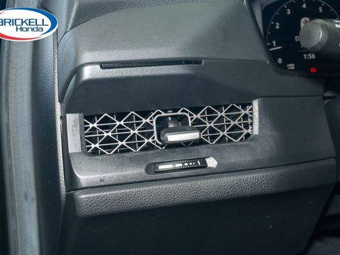 Certified 2025 Honda Accord SE image 34