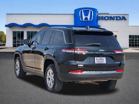 Used 2022 Jeep Grand Cherokee Limited RWD image 4