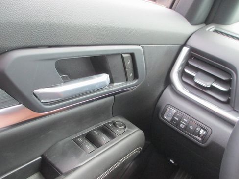 New 2026 GMC Terrain Elevation w/ Black Edition image 14