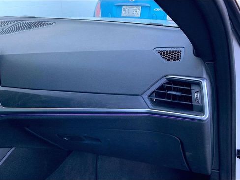 Used 2021 BMW 430i Coupe w/ Convenience Package image 15