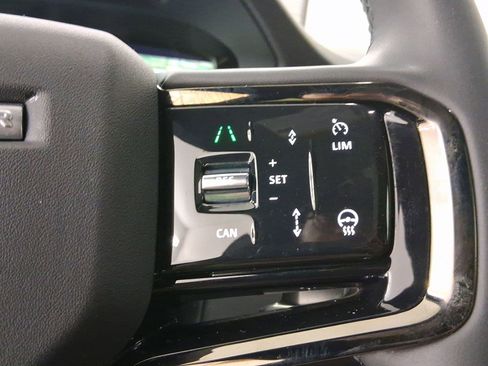 Used 2025 Land Rover Range Rover Evoque Dynamic SE image 15