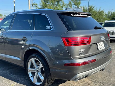 Used 2019 Audi Q7 3.0T Prestige AWD/4WD image 5