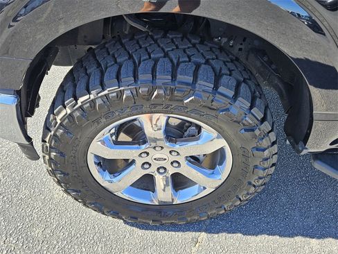 Used 2022 Ford F150 XLT w/ Equipment Group 302A High image 16