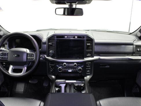 Used 2025 Ford F150 Lariat AWD/4WD image 30