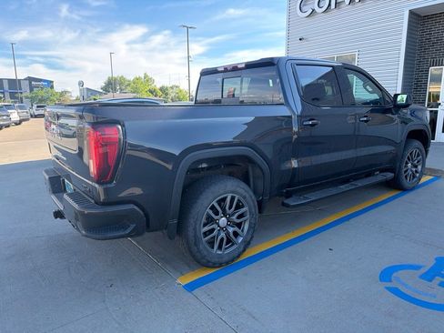 Used 2020 GMC Sierra 1500 AT4 w/ AT4 Premium Package AWD/4WD image 6