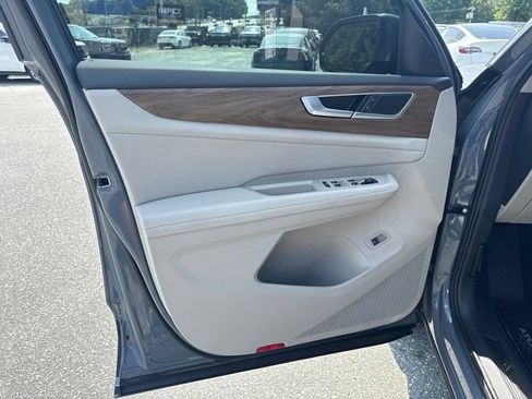 Used 2026 Volkswagen Atlas SE AWD/4WD image 18