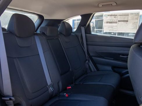Certified 2026 Hyundai Tucson SE FWD image 17