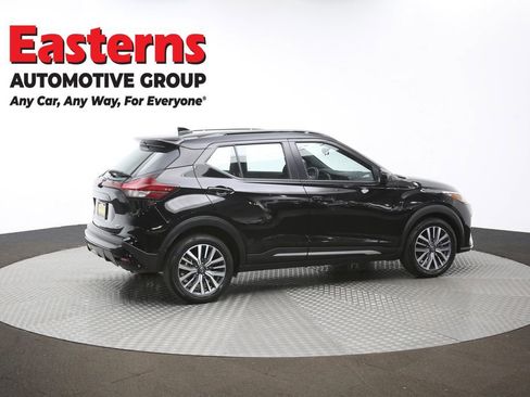 Used 2024 Nissan Kicks SR image 42