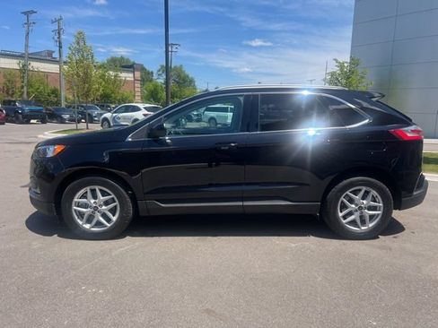 Used 2024 Ford Edge SEL w/ Convenience Package AWD/4WD image 8