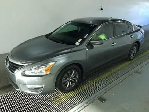 Used 2015 Nissan Altima 2.5 S w/ Special Edition Package FWD image 1