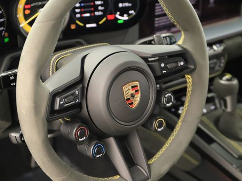 Used 2025 Porsche 911 GT3 RS RWD image 16