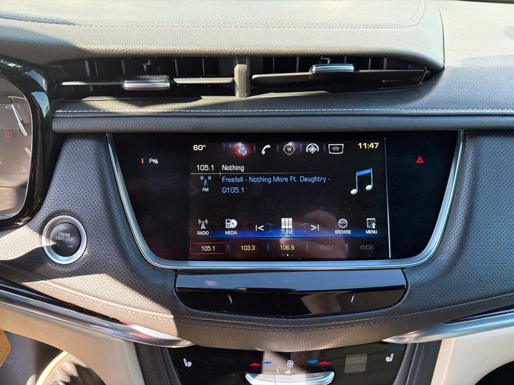Used 2018 Cadillac XT5 Luxury w/ Driver Awareness Package AWD/4WD image 13