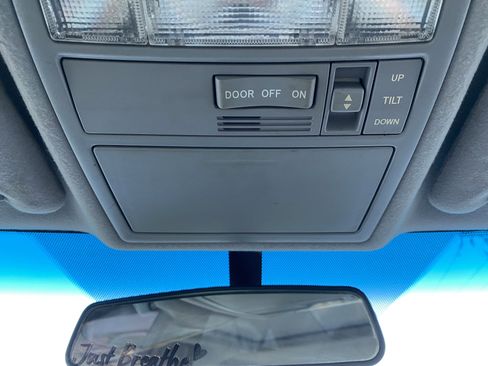 Used 2008 Toyota Camry LE image 12