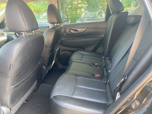 Used 2016 Nissan Rogue SL w/ SL Premium Package image 29