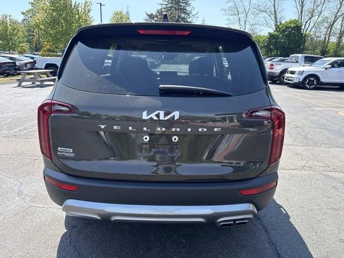 Used 2022 Kia Telluride S AWD/4WD image 4