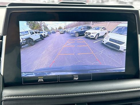 Used 2021 GMC Yukon XL SLT image 15