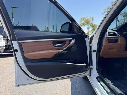 Used 2016 BMW 340i Sedan RWD image 14