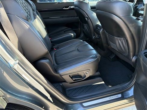 Used 2021 Hyundai Palisade Limited image 15