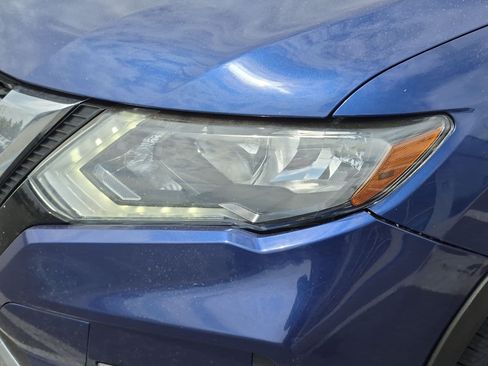 Used 2018 Nissan Rogue SL AWD/4WD image 10