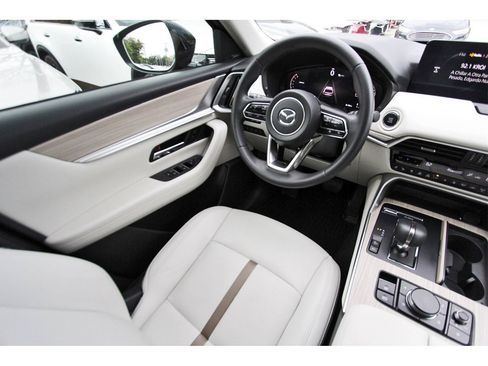 Certified 2025 MAZDA CX-90 3.3 Turbo w/ Premium Plus Pkg image 8