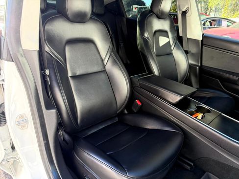 Used 2020 Tesla Model 3 Long Range image 36