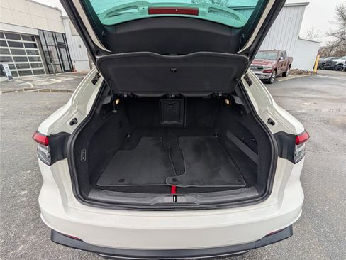 Used 2023 Maserati Levante Modena image 11