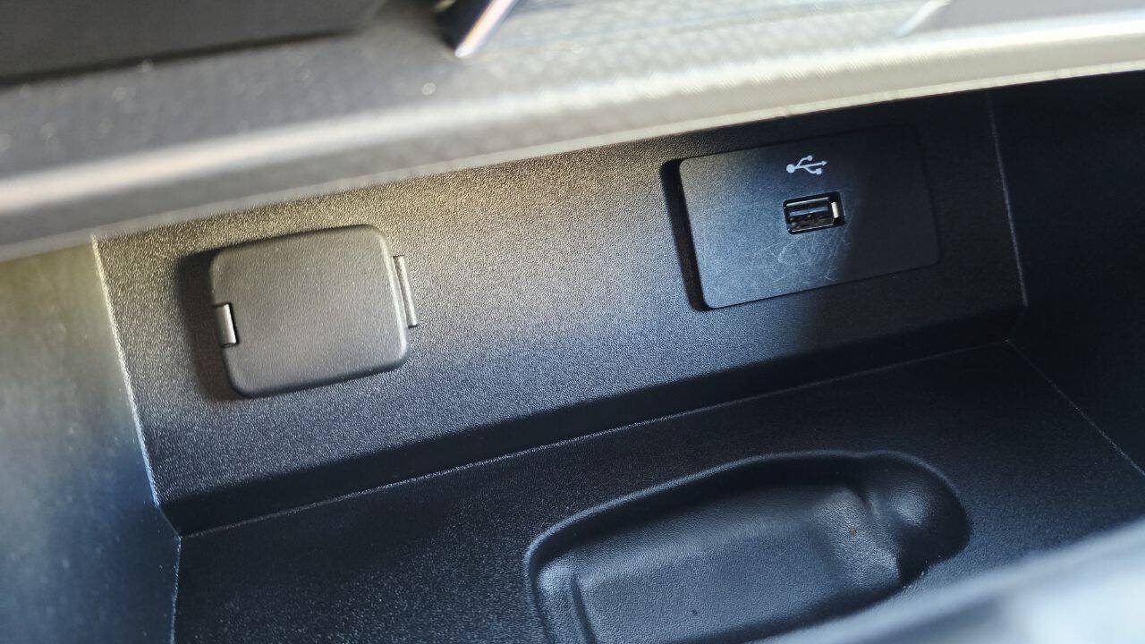 Used 2016 Ford F150 XLT w/ Equipment Group 301A Mid AWD/4WD image 23