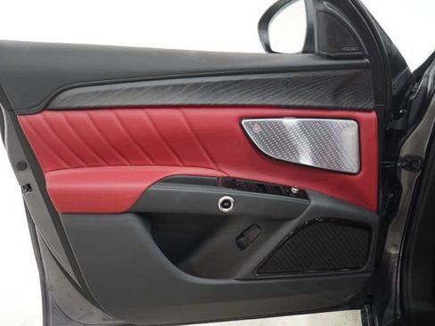 New 2025 Maserati Grecale GT AWD/4WD image 17