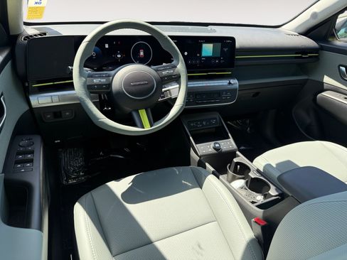 Certified 2025 Hyundai Kona Limited FWD image 15