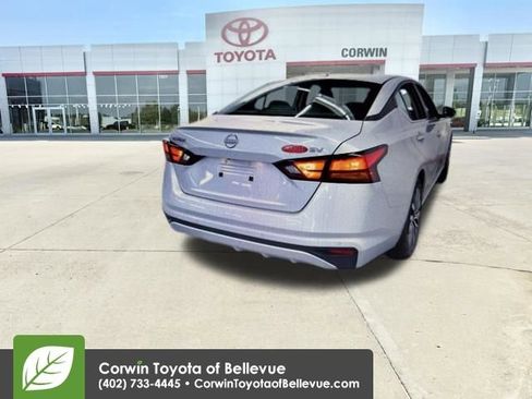 Used 2024 Nissan Altima 2.5 SV image 17