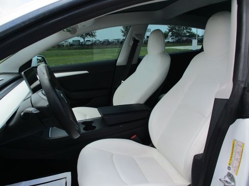 Used 2022 Tesla Model 3 Performance AWD/4WD image 11