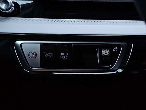 New 2025 Cadillac Optiq Sport 1 w/ LPO, ONYX Package image 15